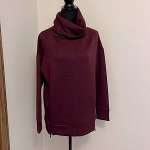 Gap Fit cowl neck‎ XS top